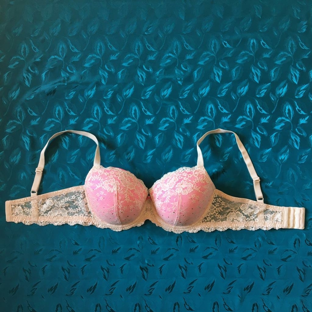 Victoria Secret 38D Bra
